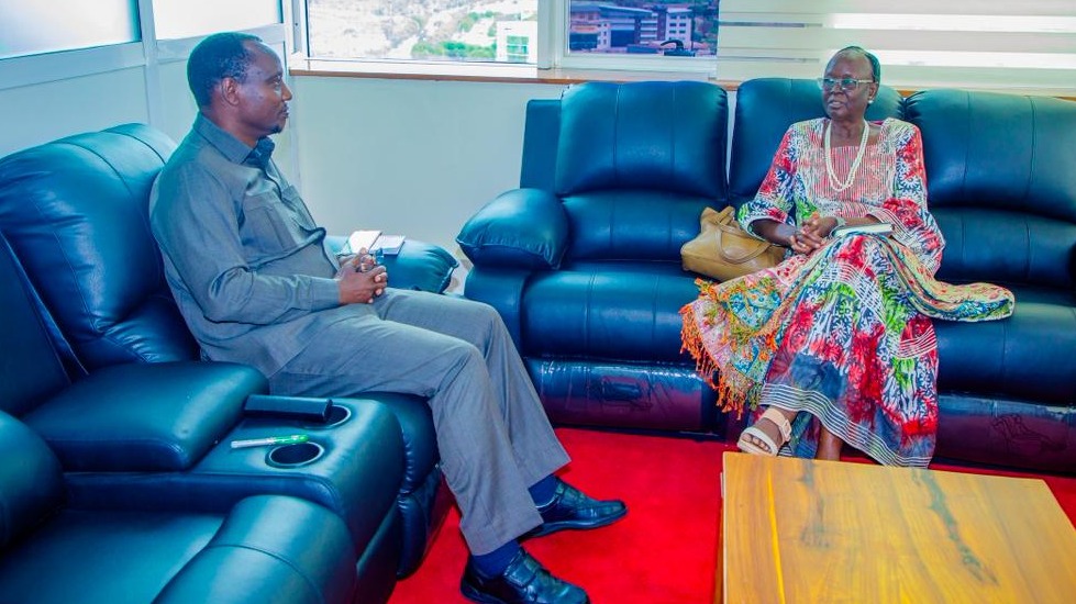 DKT. BASHIRU AFANYA MAZUNGUMZO NA FAO KUENDELEZA SEKTA ZA MIFUGO NA UVUVI