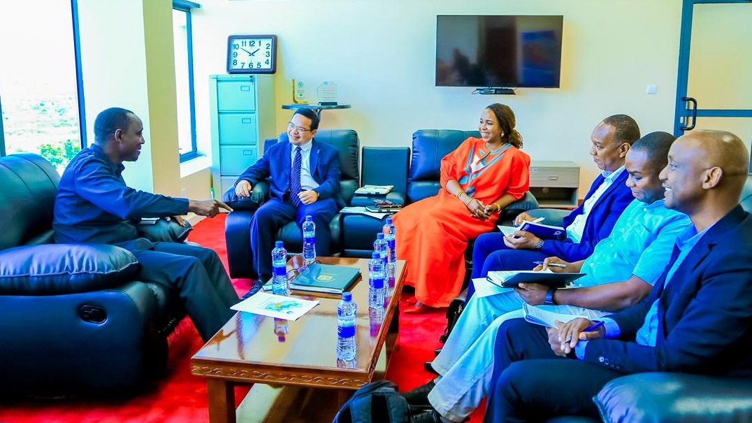 SERIKALI, IFAD KUENDELEZA MIRADI YA SEKTA ZA MIFUGO NA UVUVI.